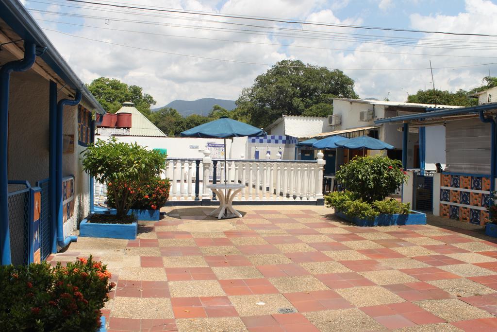 Villa Katherine Melgar Esterno foto