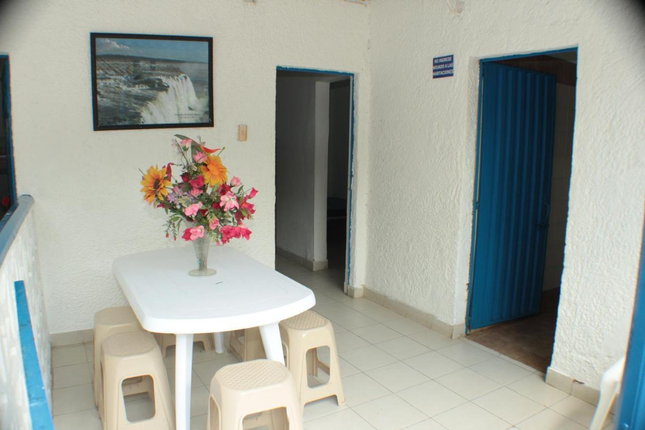 Villa Katherine Melgar Esterno foto